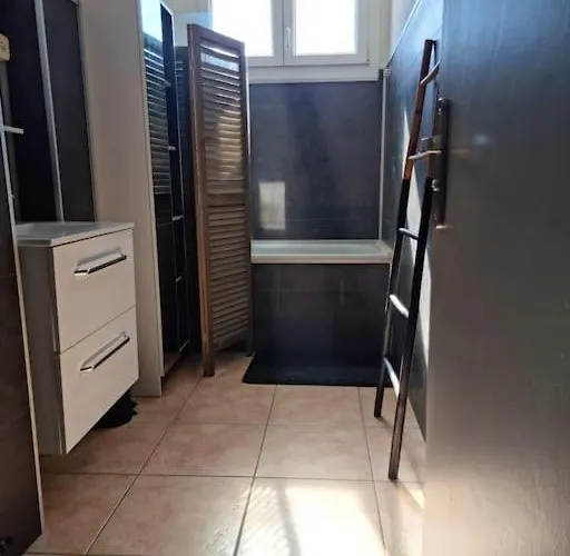 Grand Appart/wifi/2 Chambres/detente/calme * بيربينيو